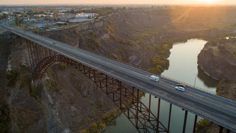 truss bridge leading into Twin Falls Idaho